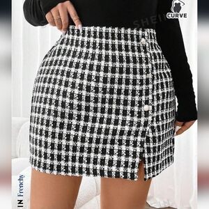 Black and White Plaid Skirt